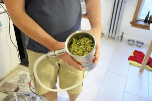 Hop back fully loaded with 2 oz. Czech Saaz hops.